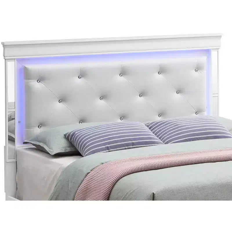 Verona and King Panel Beds