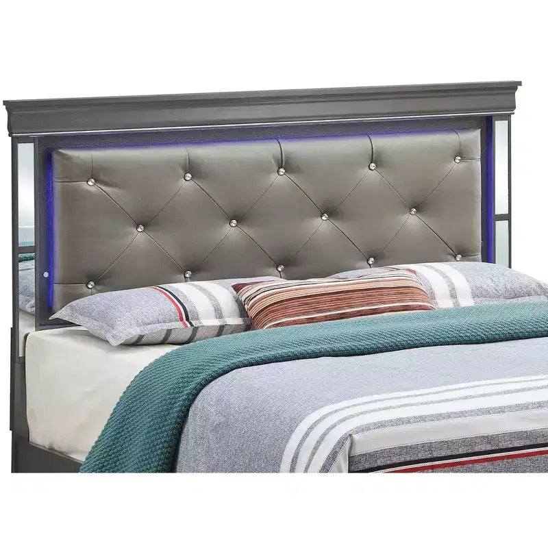 Verona and King Panel Beds