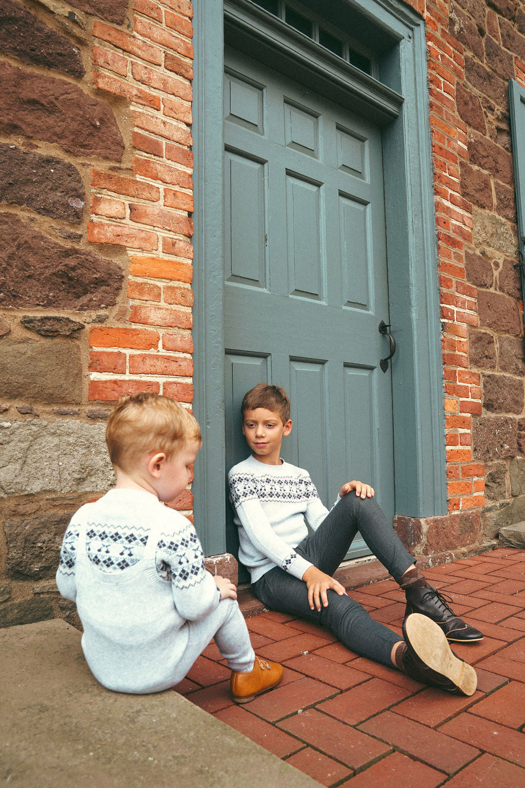 Boys/Girls Pullover Sweater – Grey / Blue